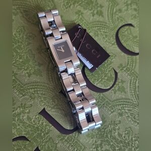 SOLD Authentic Gucci Silver Stainless Steel Link Bracelet Watch with Black Dial